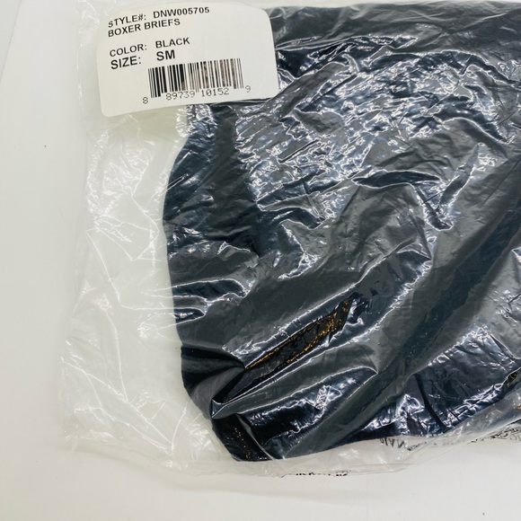 NWT REVOLVE Daydream Nation Boxer Black Shorts Size Small - Picture 8 of 9